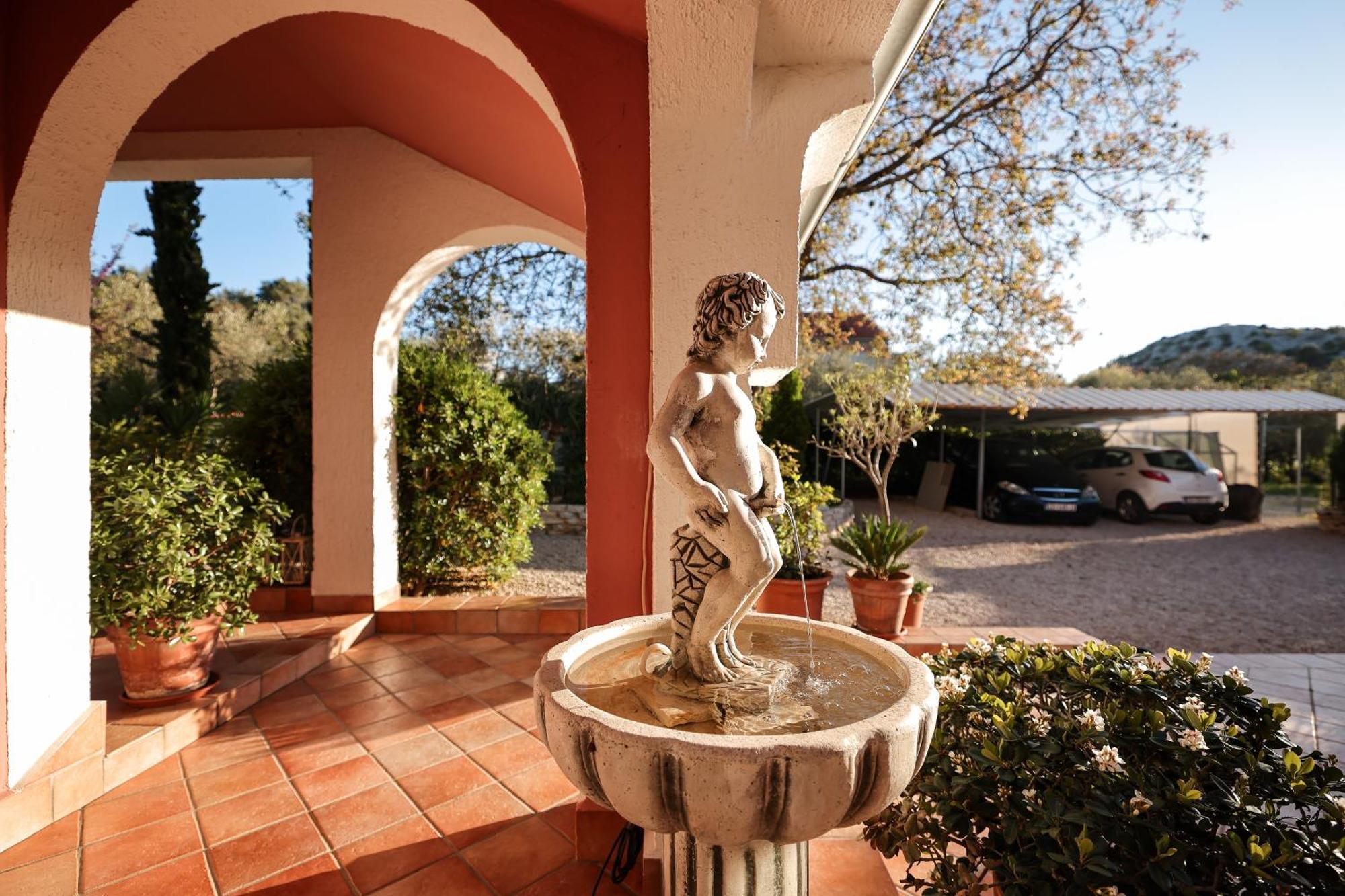 Villa Arta Drage Kültér fotó